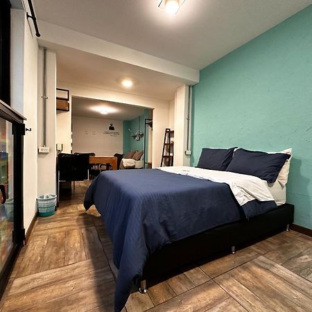 Colinkhouse Hotel 메딜린 외부 사진