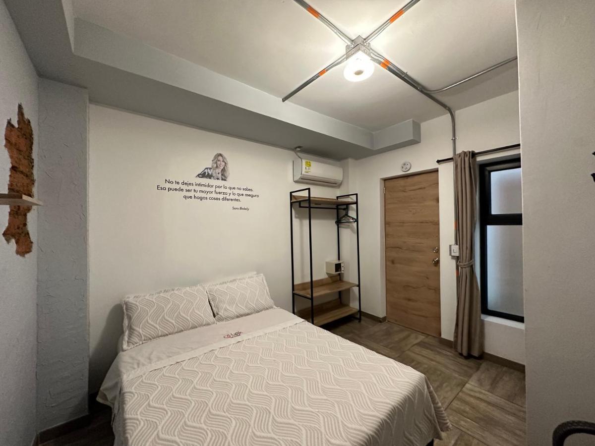 Colinkhouse Hotel 메딜린 외부 사진